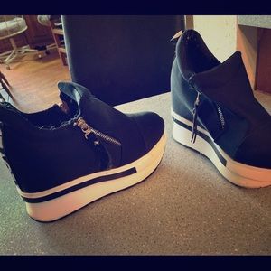 High heeled sneakers